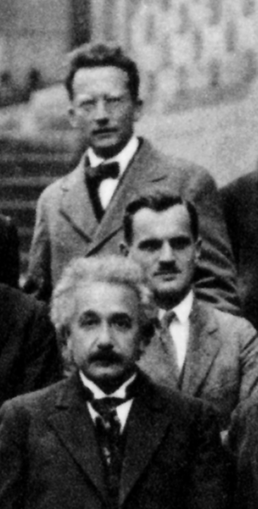 1927 Solvay Congress with Einstein, Compton and Schrödinger.